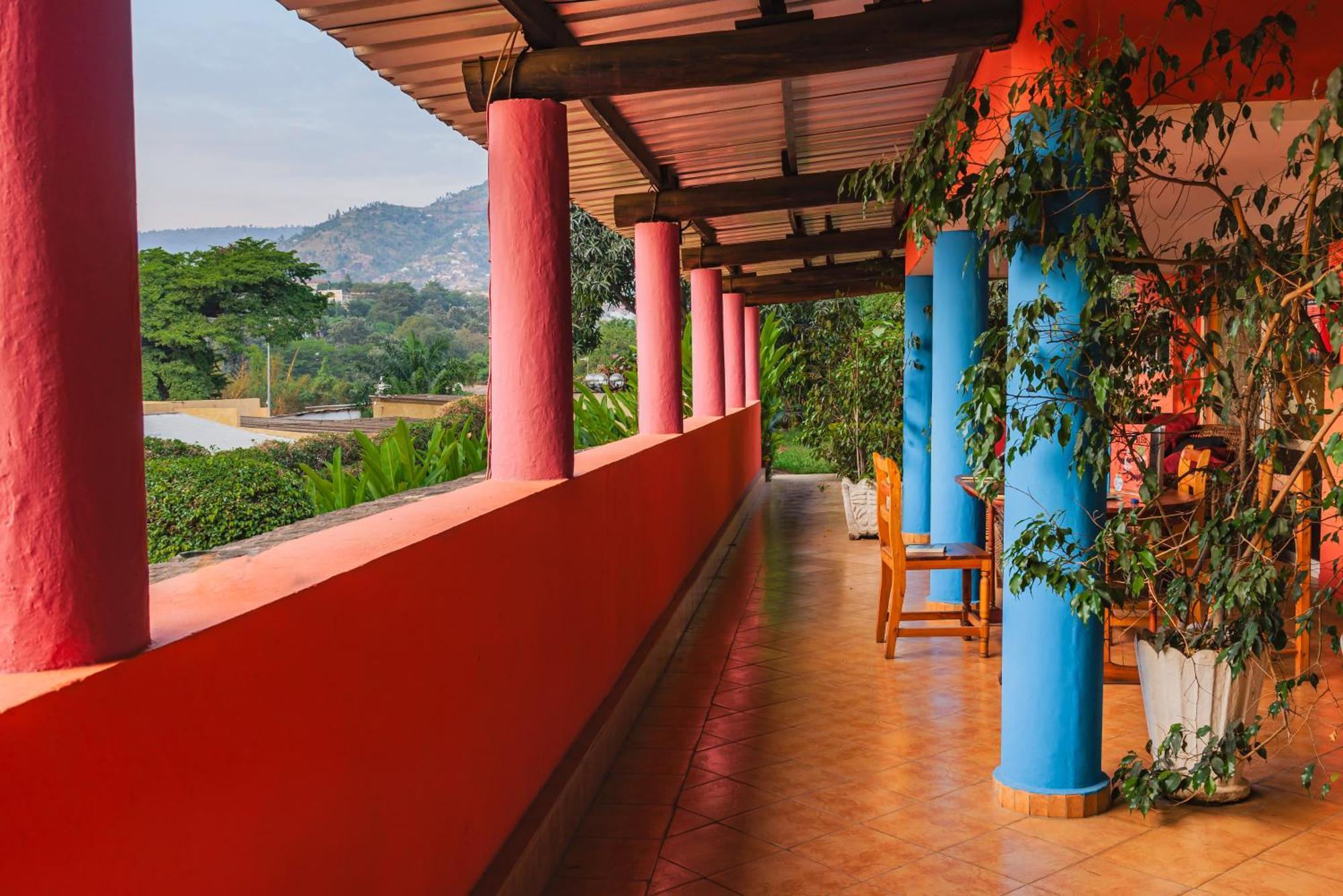 Aparthotel Jardin Tropical Бужумбура Экстерьер фото